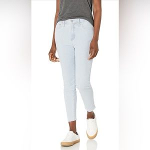 J. Crew Mercantile 9” High Rise Fine Stripe Skinny Jeans in Piper Size 29